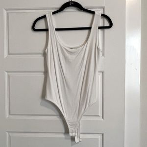 NAKED WARDROBE WHITE BODYSUIT TANK TOP SIZE L